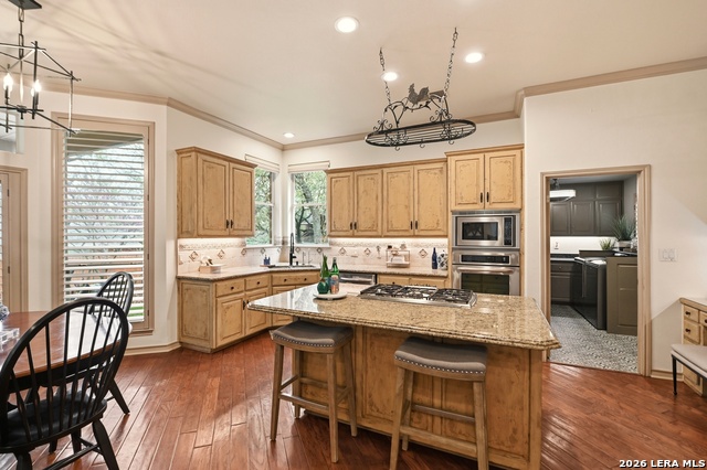 Image 22 of 58 For 8 Aspen Creek