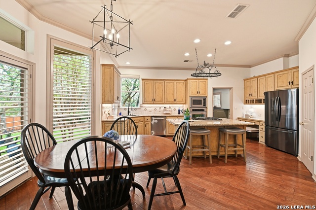 Image 23 of 58 For 8 Aspen Creek