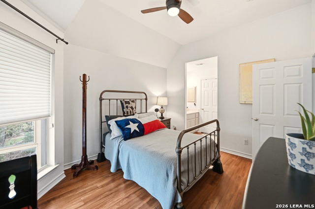 Image 31 of 58 For 8 Aspen Creek