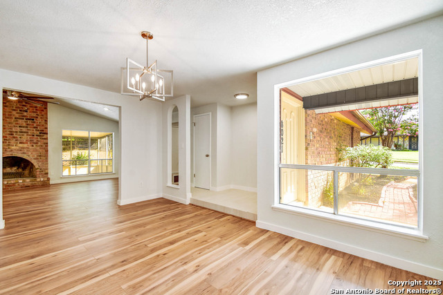 Image 14 of 26 For 8021 Harper Valley