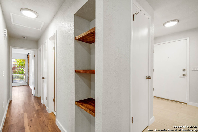 Image 16 of 26 For 8021 Harper Valley