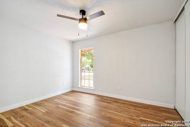 Image 20 of 26 For 8021 Harper Valley