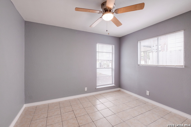 Image 13 of 31 For 5318 Costa Mesa