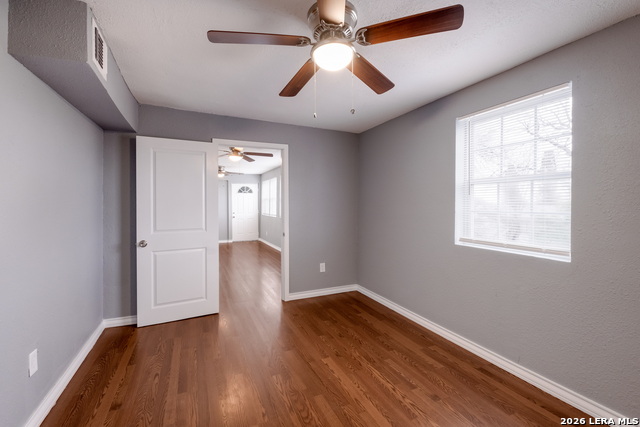 Image 22 of 31 For 5318 Costa Mesa