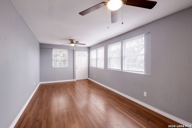 Image 24 of 31 For 5318 Costa Mesa