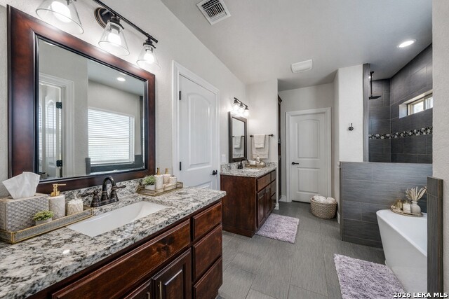 Image 14 of 23 For 380 Abrego Lake