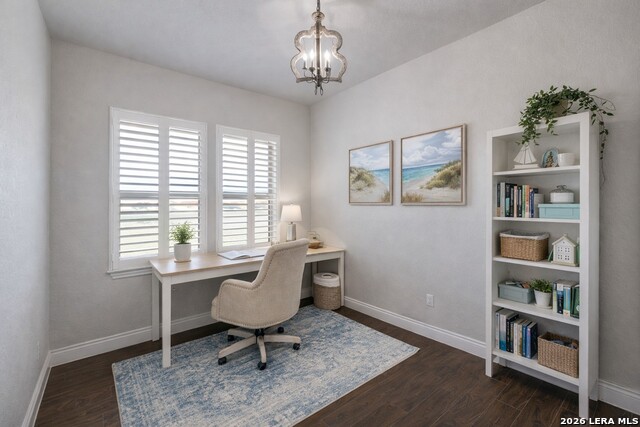 Image 4 of 23 For 380 Abrego Lake