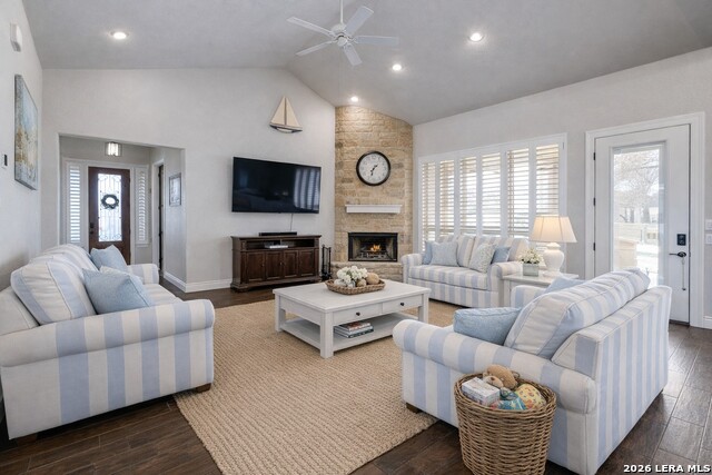 Image 9 of 23 For 380 Abrego Lake