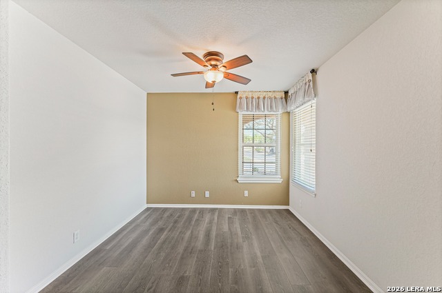 Image 22 of 45 For 12702 Cedar Fly