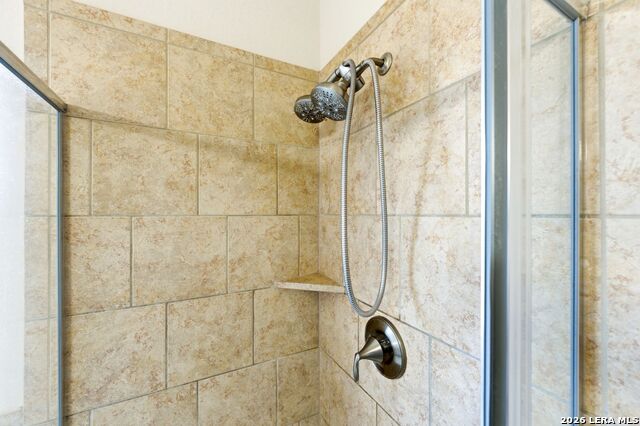 Image 26 of 50 For 6151 Akin Elm