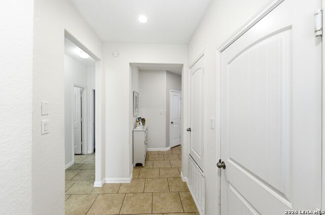 Image 4 of 50 For 6151 Akin Elm