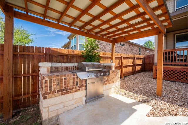 Image 42 of 50 For 6151 Akin Elm