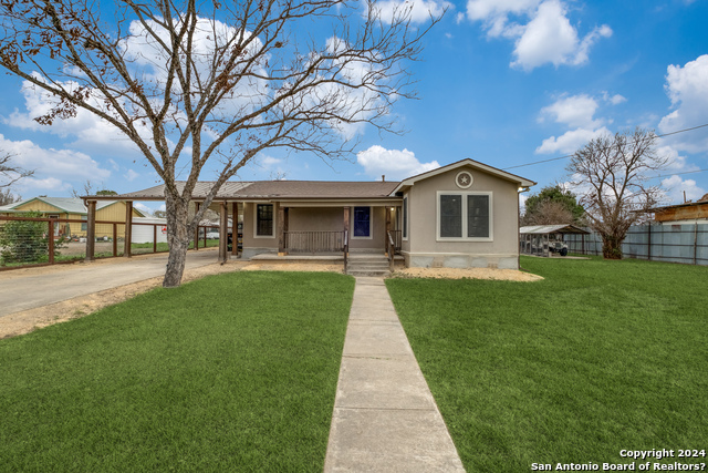 Image 5 of 30 For 419 Moursund Blvd