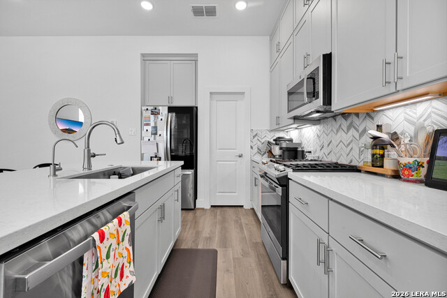 Image 10 of 38 For 8851 Oakland  Unit 36