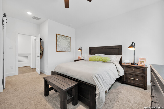 Image 21 of 38 For 8851 Oakland  Unit 36