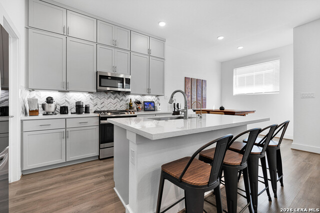 Image 9 of 38 For 8851 Oakland  Unit 36