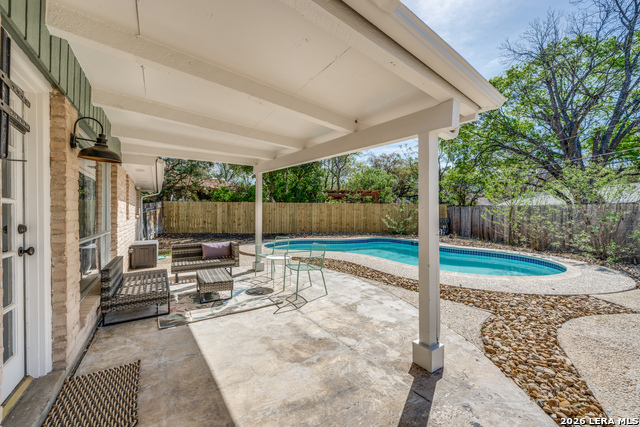 Image 24 of 25 For 626 Moorside