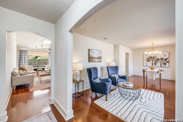 Image 3 of 25 For 626 Moorside