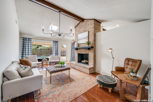 Image 7 of 25 For 626 Moorside