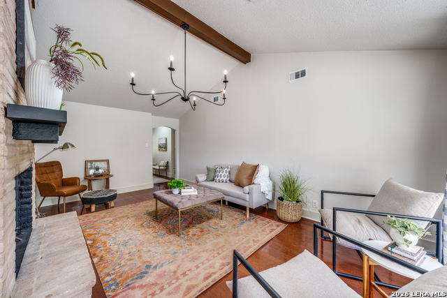 Image 9 of 25 For 626 Moorside