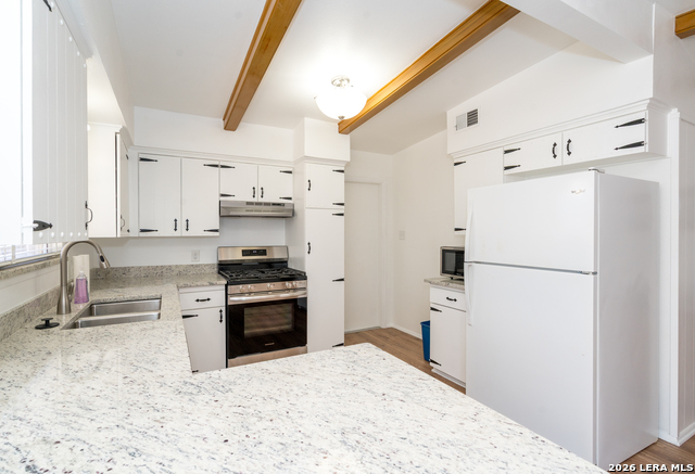 Image 16 of 46 For 11122 Cedar Elm