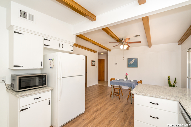 Image 20 of 46 For 11122 Cedar Elm