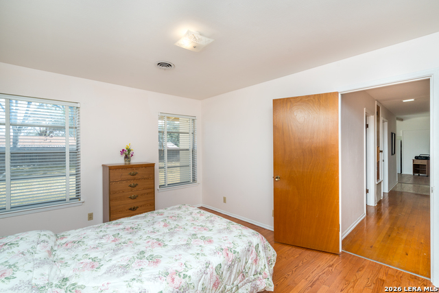 Image 23 of 46 For 11122 Cedar Elm