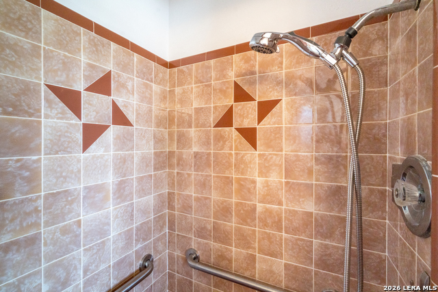 Image 27 of 46 For 11122 Cedar Elm