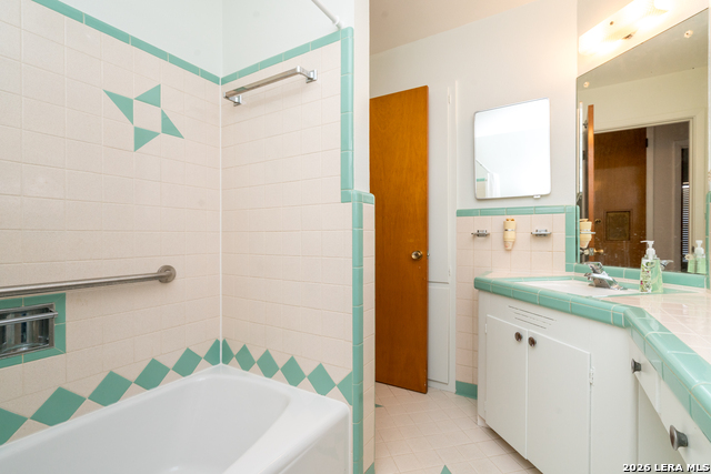 Image 31 of 46 For 11122 Cedar Elm