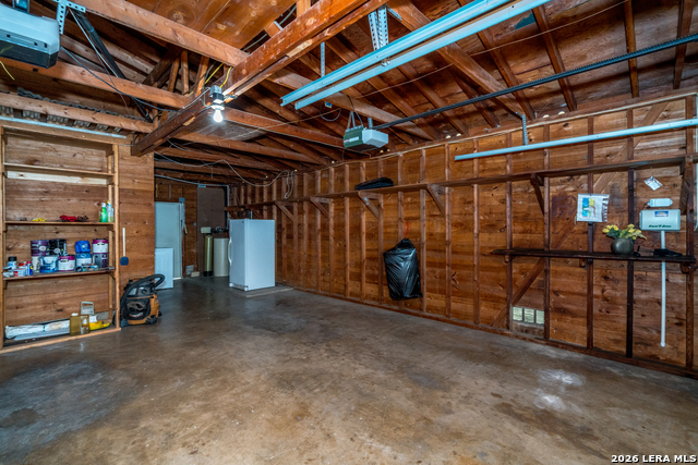 Image 39 of 46 For 11122 Cedar Elm