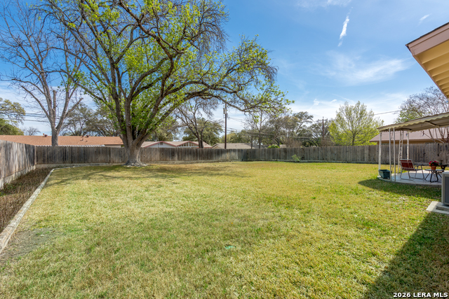 Image 43 of 46 For 11122 Cedar Elm