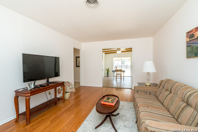 Image 9 of 46 For 11122 Cedar Elm