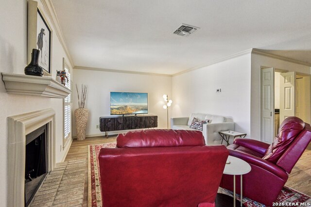 Image 11 of 49 For 2611 Eisenhauer  1403