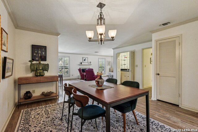 Image 20 of 49 For 2611 Eisenhauer  1403