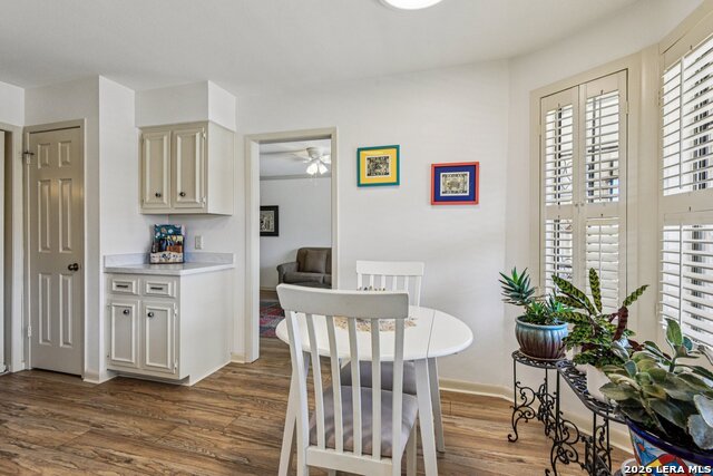 Image 24 of 49 For 2611 Eisenhauer  1403