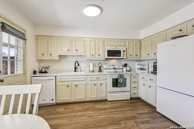 Image 4 of 49 For 2611 Eisenhauer  1403