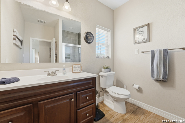 Image 11 of 32 For 149 Short Meadow Dr W