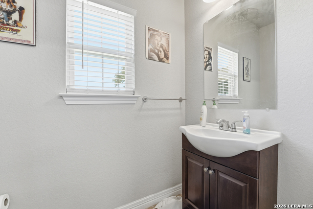 Image 16 of 32 For 149 Short Meadow Dr W