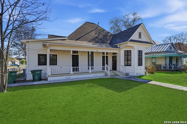 Image 4 of 28 For 530 Carson St E