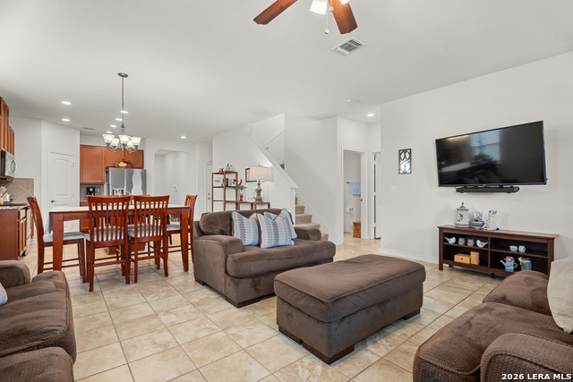 Listing photo id 13 for 7347 Bluebonnet Bay