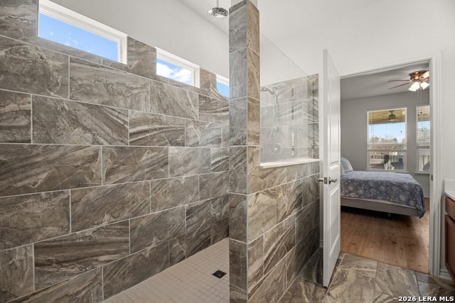 Listing photo id 18 for 7347 Bluebonnet Bay