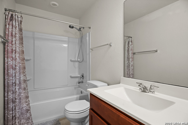 Listing photo id 30 for 7347 Bluebonnet Bay