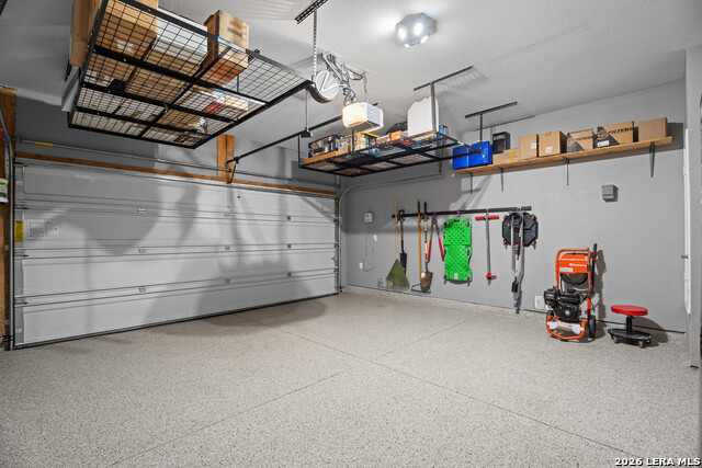 Listing photo id 32 for 7347 Bluebonnet Bay