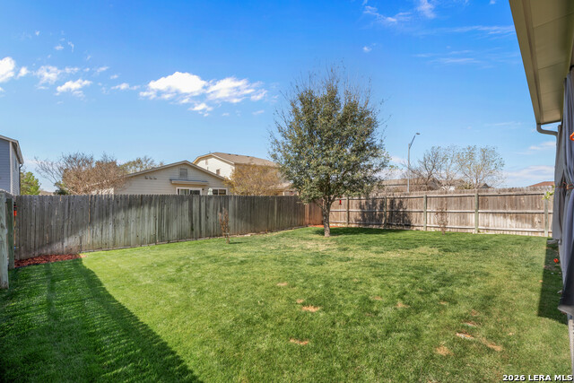 Listing photo id 36 for 7347 Bluebonnet Bay