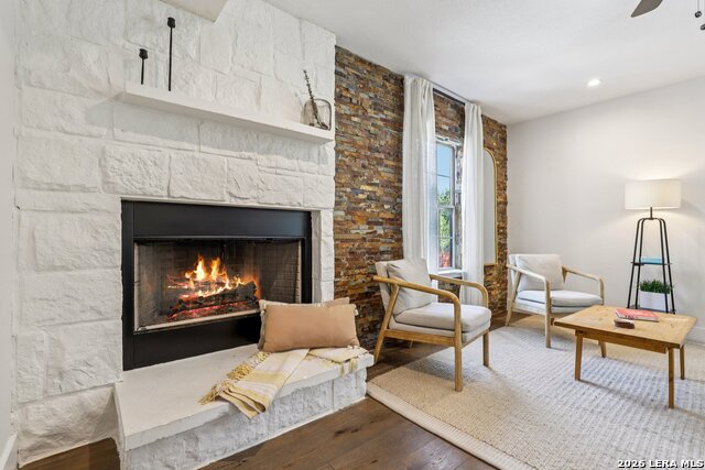 Image 14 of 51 For 275 Stallion Springs