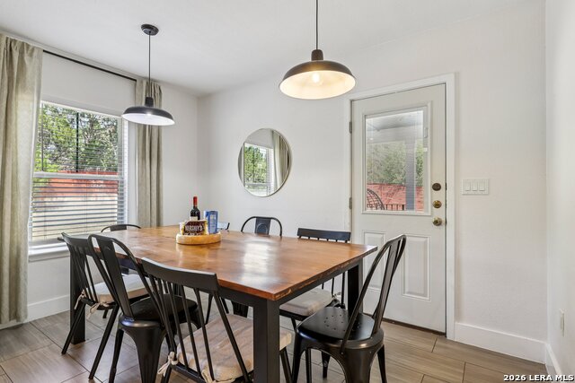 Image 15 of 51 For 275 Stallion Springs