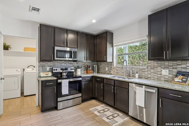 Image 16 of 51 For 275 Stallion Springs