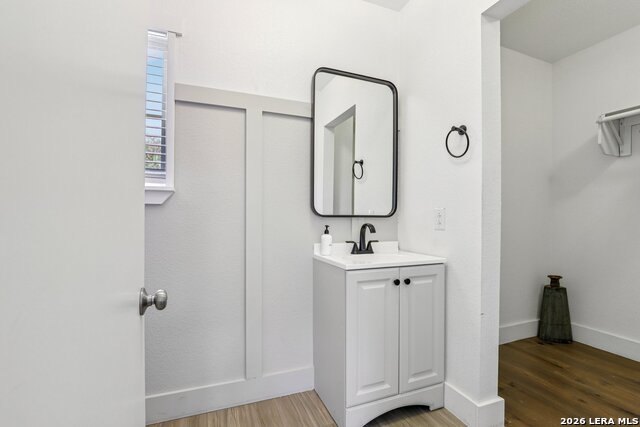 Image 25 of 51 For 275 Stallion Springs