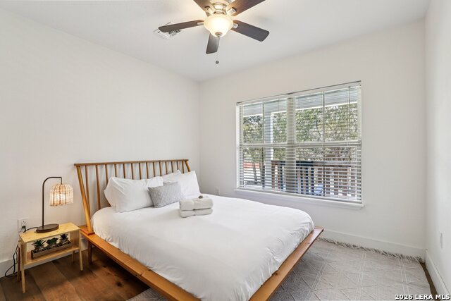 Image 30 of 51 For 275 Stallion Springs