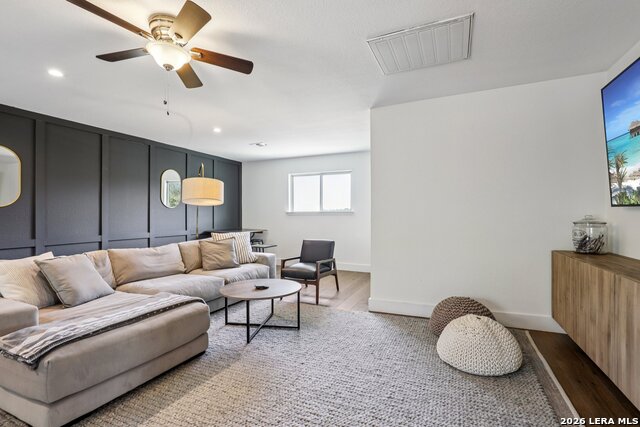 Image 34 of 51 For 275 Stallion Springs